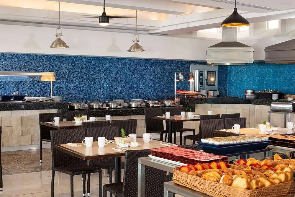 Jungle Canopy Dining